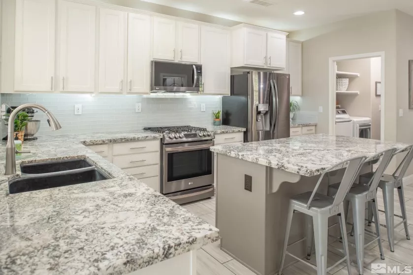 11270 Parma Way, Reno, Nevada 89521, 5 Bedrooms Bedrooms, ,4 BathroomsBathrooms,Residential,For Sale,Parma Way,250005714