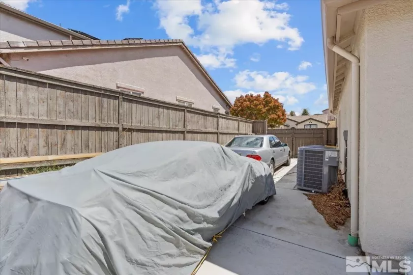 7975 Opal Station Drive, Reno, Nevada 89506, 4 Bedrooms Bedrooms, ,3 BathroomsBathrooms,Residential,For Sale,Opal Station Drive,250005651
