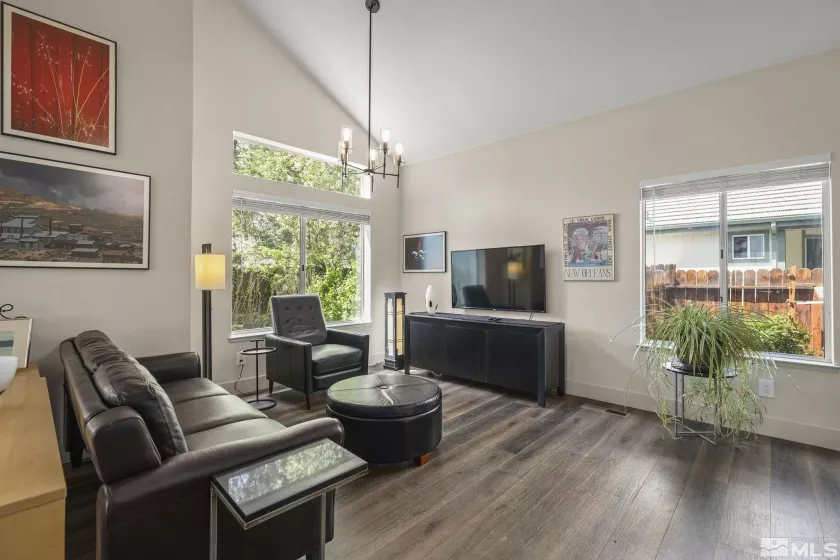 5435 Santa Barbara Ave, Sparks, Nevada 89436, 3 Bedrooms Bedrooms, ,2 BathroomsBathrooms,Residential,For Sale,Santa Barbara Ave,250005658