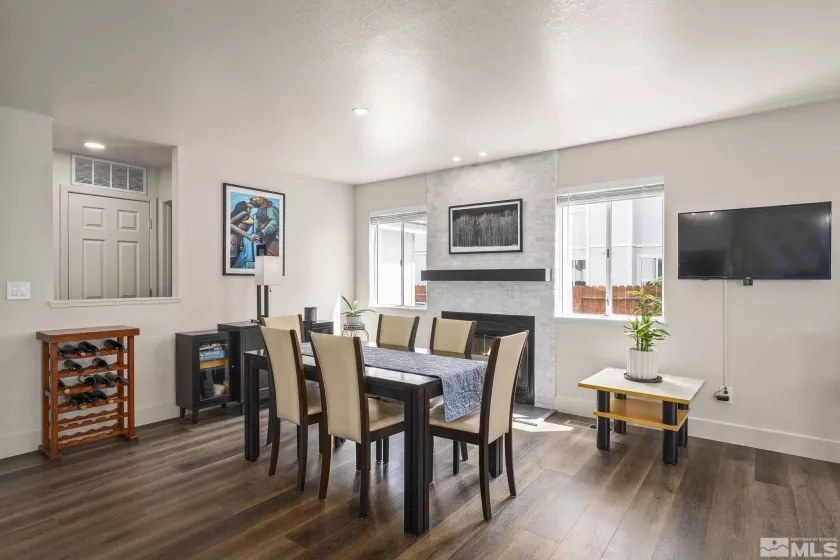 5435 Santa Barbara Ave, Sparks, Nevada 89436, 3 Bedrooms Bedrooms, ,2 BathroomsBathrooms,Residential,For Sale,Santa Barbara Ave,250005658