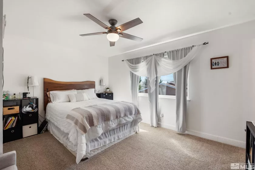 1690 Rayburn Dr., Reno, Nevada 89503, 4 Bedrooms Bedrooms, ,3 BathroomsBathrooms,Residential,For Sale,Rayburn Dr.,250005657