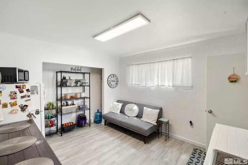 1690 Rayburn Dr., Reno, Nevada 89503, 4 Bedrooms Bedrooms, ,3 BathroomsBathrooms,Residential,For Sale,Rayburn Dr.,250005657