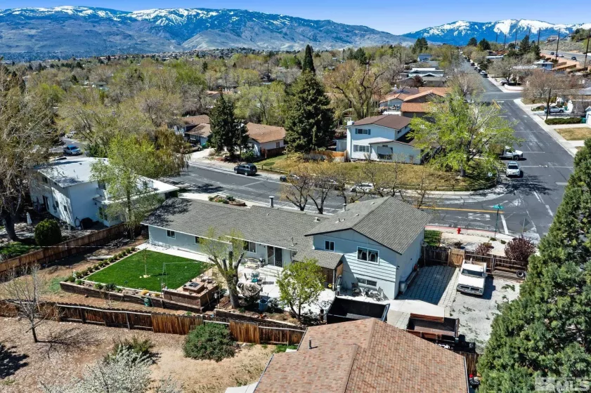 1690 Rayburn Dr., Reno, Nevada 89503, 4 Bedrooms Bedrooms, ,3 BathroomsBathrooms,Residential,For Sale,Rayburn Dr.,250005657
