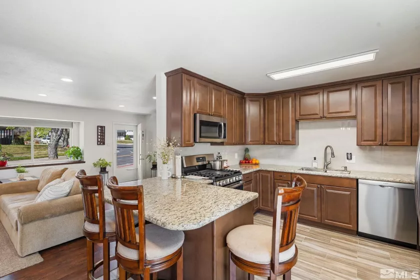 1690 Rayburn Dr., Reno, Nevada 89503, 4 Bedrooms Bedrooms, ,3 BathroomsBathrooms,Residential,For Sale,Rayburn Dr.,250005657