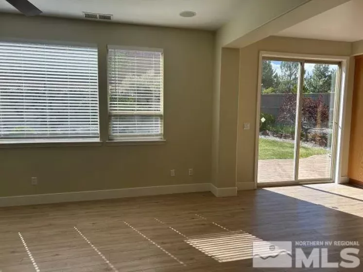1095 S University Park Loop, Reno, Nevada 89512, 5 Bedrooms Bedrooms, ,3 BathroomsBathrooms,Residential,For Sale,S University Park Loop,250005661