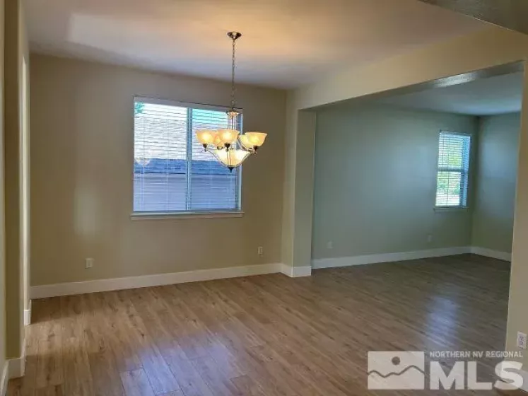 1095 S University Park Loop, Reno, Nevada 89512, 5 Bedrooms Bedrooms, ,3 BathroomsBathrooms,Residential,For Sale,S University Park Loop,250005661