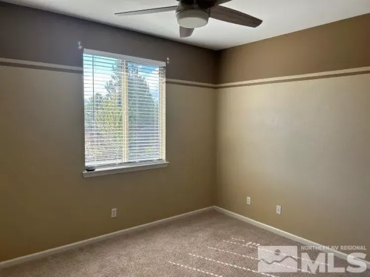 1095 S University Park Loop, Reno, Nevada 89512, 5 Bedrooms Bedrooms, ,3 BathroomsBathrooms,Residential,For Sale,S University Park Loop,250005661