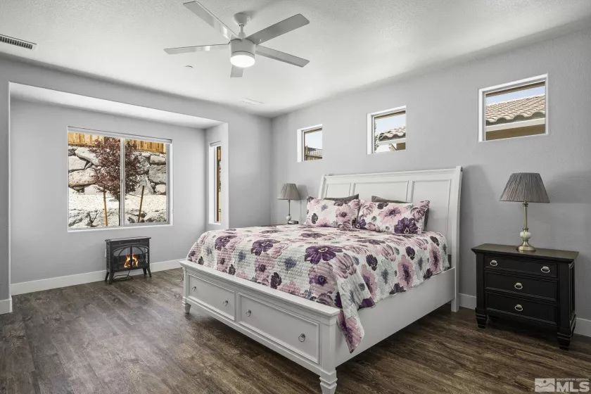 4717 High Pass Ct, Sparks, Nevada 89436, 4 Bedrooms Bedrooms, ,3 BathroomsBathrooms,Residential,For Sale,High Pass Ct,250005668