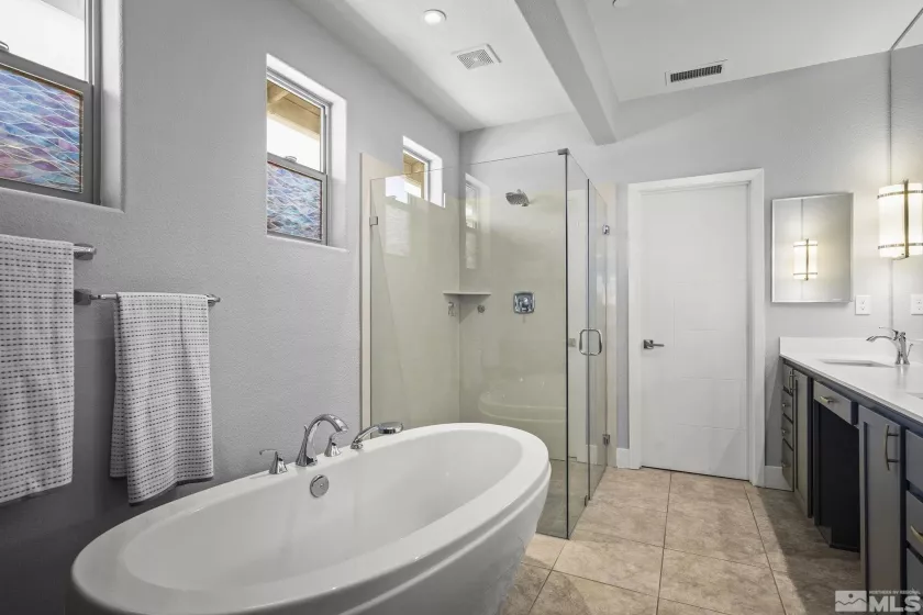 4717 High Pass Ct, Sparks, Nevada 89436, 4 Bedrooms Bedrooms, ,3 BathroomsBathrooms,Residential,For Sale,High Pass Ct,250005668