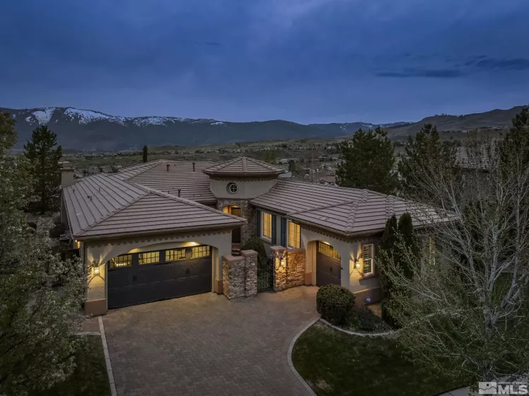 1975 Champion Hills Dr, Reno, Nevada 89523, 3 Bedrooms Bedrooms, ,3 BathroomsBathrooms,Residential,For Sale,Champion Hills Dr,250005669