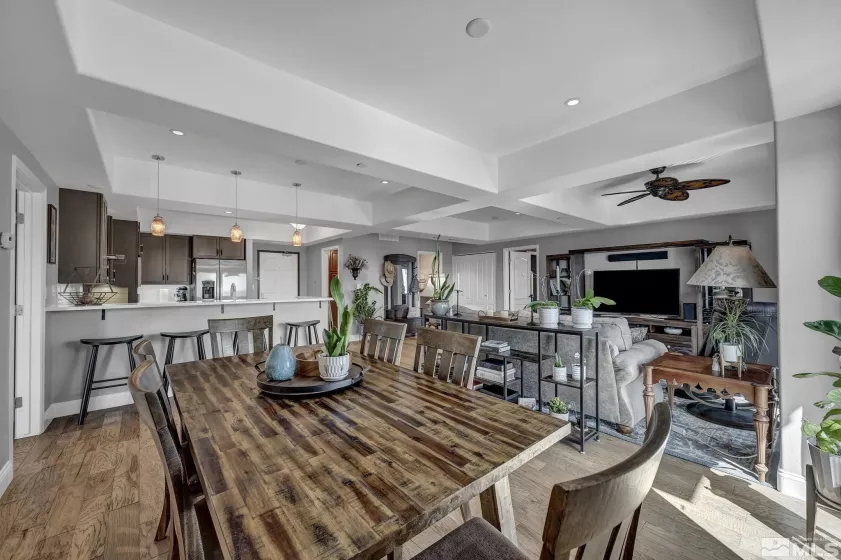 200 2nd st, Reno, Nevada 89501, 2 Bedrooms Bedrooms, ,2 BathroomsBathrooms,Residential,For Sale,2nd st,250005675