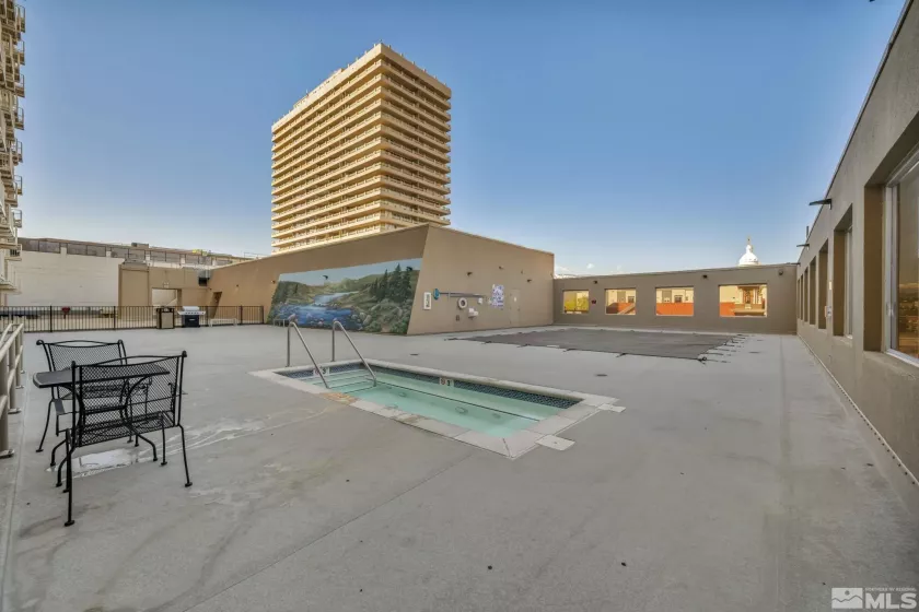 200 2nd st, Reno, Nevada 89501, 2 Bedrooms Bedrooms, ,2 BathroomsBathrooms,Residential,For Sale,2nd st,250005675