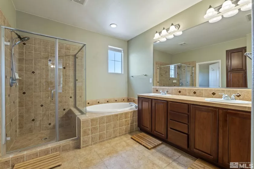 10890 Sand Hollow Ct, Reno, Nevada 89521, 5 Bedrooms Bedrooms, ,3 BathroomsBathrooms,Residential,For Sale,Sand Hollow Ct,250005680