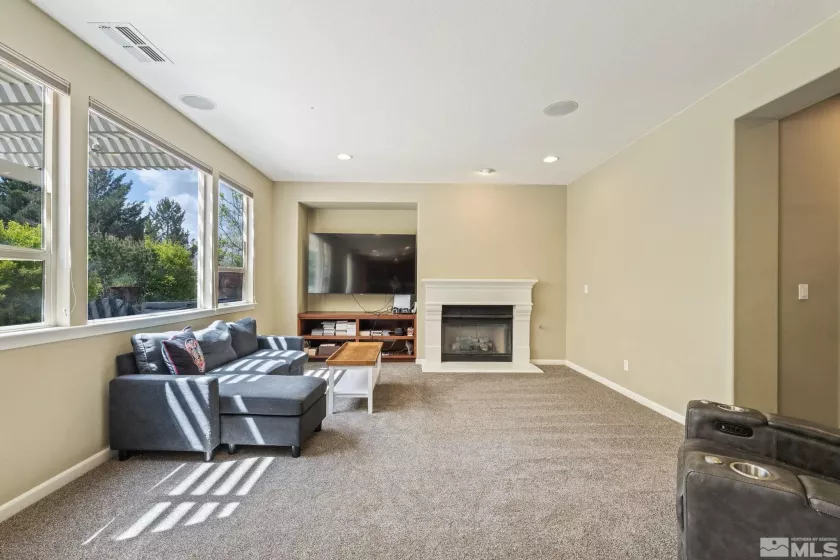 10890 Sand Hollow Ct, Reno, Nevada 89521, 5 Bedrooms Bedrooms, ,3 BathroomsBathrooms,Residential,For Sale,Sand Hollow Ct,250005680