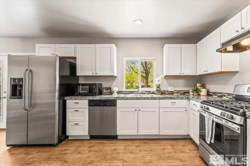 885 Cherry Ln, Reno, Nevada 89509, 4 Bedrooms Bedrooms, ,2 BathroomsBathrooms,Residential,For Sale,Cherry Ln,250005721