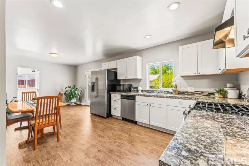 885 Cherry Ln, Reno, Nevada 89509, 4 Bedrooms Bedrooms, ,2 BathroomsBathrooms,Residential,For Sale,Cherry Ln,250005721