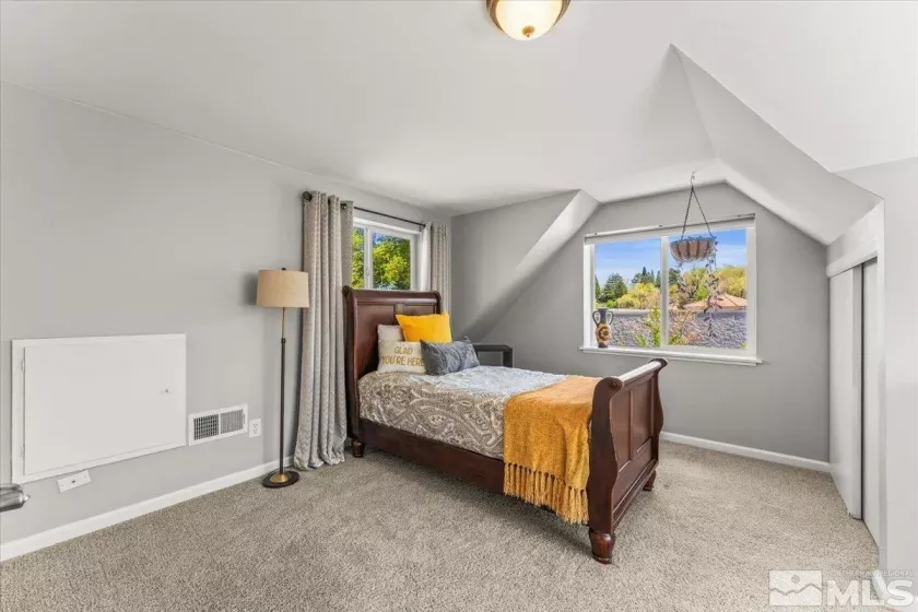 885 Cherry Ln, Reno, Nevada 89509, 4 Bedrooms Bedrooms, ,2 BathroomsBathrooms,Residential,For Sale,Cherry Ln,250005721