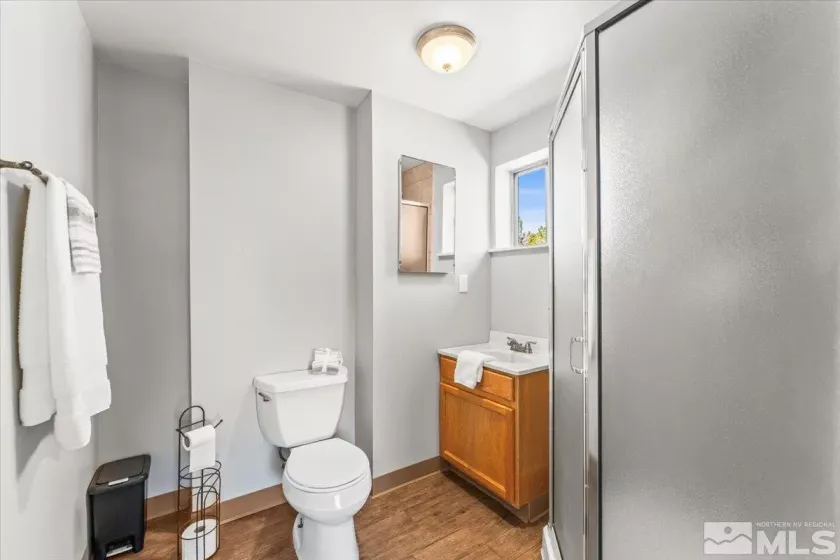 885 Cherry Ln, Reno, Nevada 89509, 4 Bedrooms Bedrooms, ,2 BathroomsBathrooms,Residential,For Sale,Cherry Ln,250005721