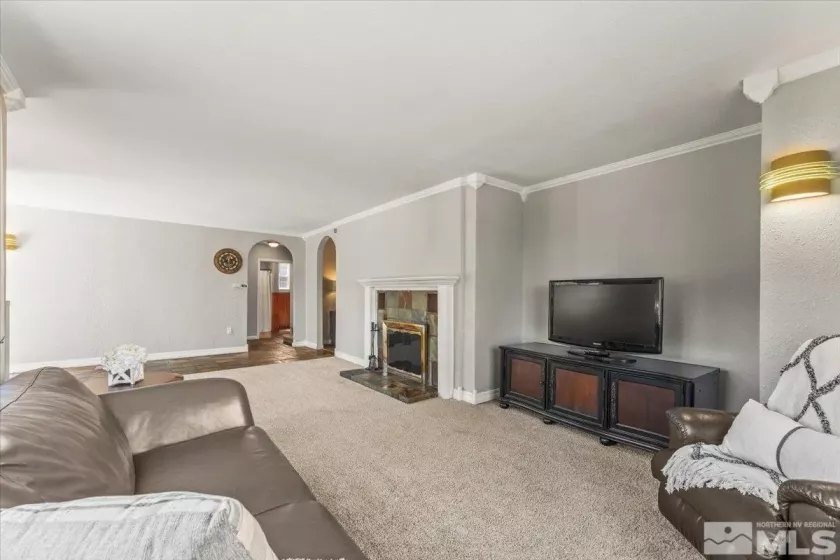 885 Cherry Ln, Reno, Nevada 89509, 4 Bedrooms Bedrooms, ,2 BathroomsBathrooms,Residential,For Sale,Cherry Ln,250005721