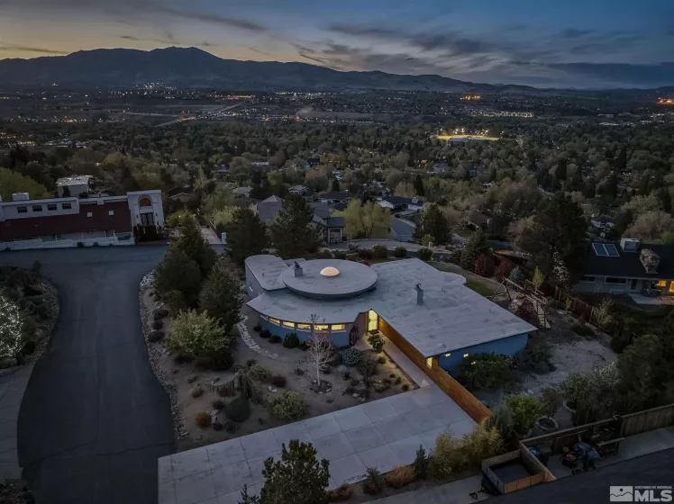 2040 Scharr Circle, Reno, Nevada 89509, 3 Bedrooms Bedrooms, ,3 BathroomsBathrooms,Residential,For Sale,Scharr Circle,250005725
