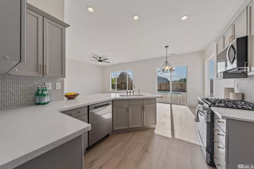 7765 Cerritos Cir, Sparks, Nevada 89436, 3 Bedrooms Bedrooms, ,2 BathroomsBathrooms,Residential,For Sale,Cerritos Cir,250005723