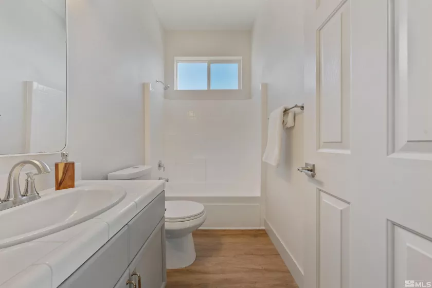 7765 Cerritos Cir, Sparks, Nevada 89436, 3 Bedrooms Bedrooms, ,2 BathroomsBathrooms,Residential,For Sale,Cerritos Cir,250005723