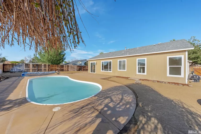 7765 Cerritos Cir, Sparks, Nevada 89436, 3 Bedrooms Bedrooms, ,2 BathroomsBathrooms,Residential,For Sale,Cerritos Cir,250005723