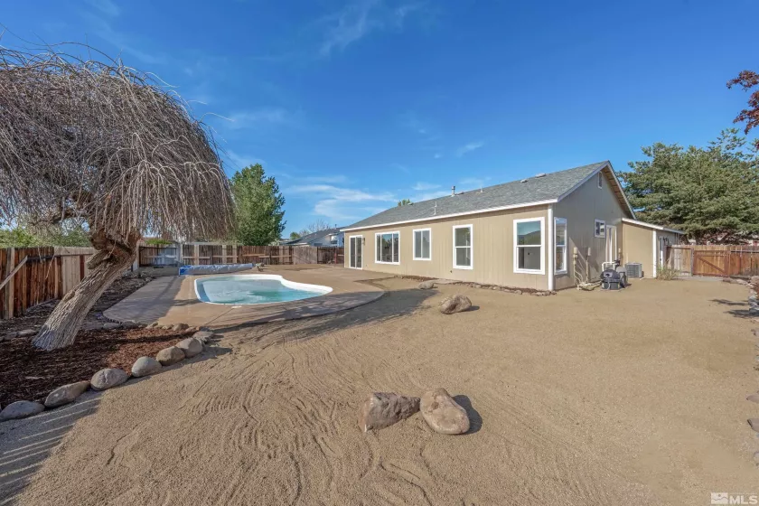 7765 Cerritos Cir, Sparks, Nevada 89436, 3 Bedrooms Bedrooms, ,2 BathroomsBathrooms,Residential,For Sale,Cerritos Cir,250005723