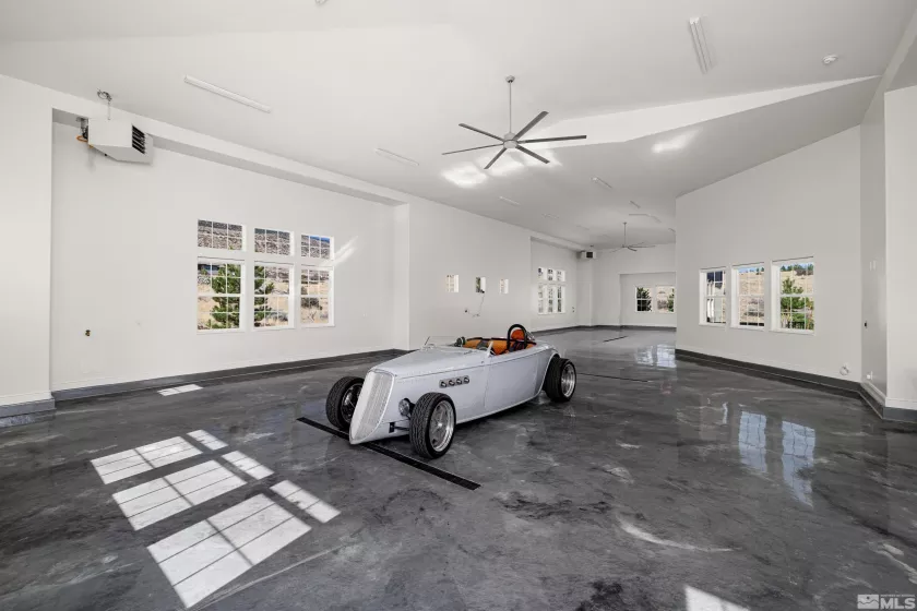 4095 Gray Fox Court, Reno, Nevada 89511, 5 Bedrooms Bedrooms, ,4 BathroomsBathrooms,Residential,For Sale,Gray Fox Court,250005726