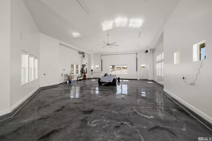 4095 Gray Fox Court, Reno, Nevada 89511, 5 Bedrooms Bedrooms, ,4 BathroomsBathrooms,Residential,For Sale,Gray Fox Court,250005726