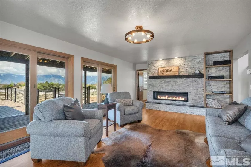 1805 Camas Ct, Gardnerville, Nevada 89410, 5 Bedrooms Bedrooms, ,2 BathroomsBathrooms,Residential,For Sale,Camas Ct,250005727