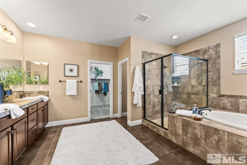 9860 Copenhagen Way, Reno, Nevada 89521, 4 Bedrooms Bedrooms, ,3 BathroomsBathrooms,Residential,For Sale,Copenhagen Way,250005729