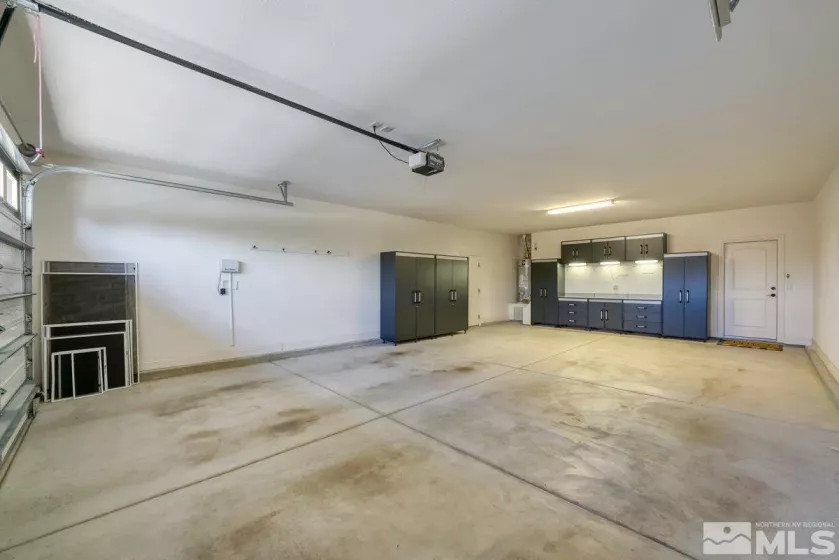 9860 Copenhagen Way, Reno, Nevada 89521, 4 Bedrooms Bedrooms, ,3 BathroomsBathrooms,Residential,For Sale,Copenhagen Way,250005729