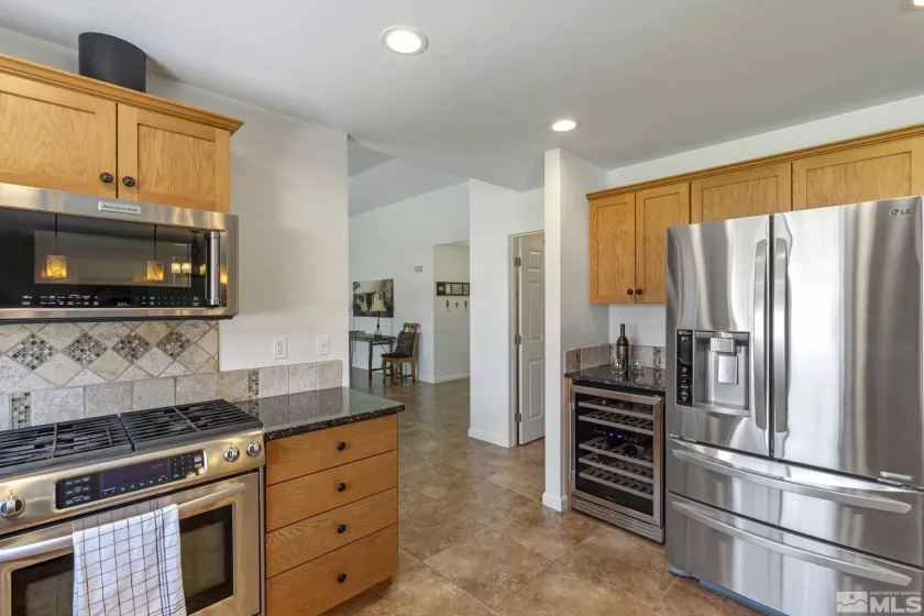 30 Moonbeam Ct, Sparks, Nevada 89441, 3 Bedrooms Bedrooms, ,2 BathroomsBathrooms,Residential,For Sale,Moonbeam Ct,250005731