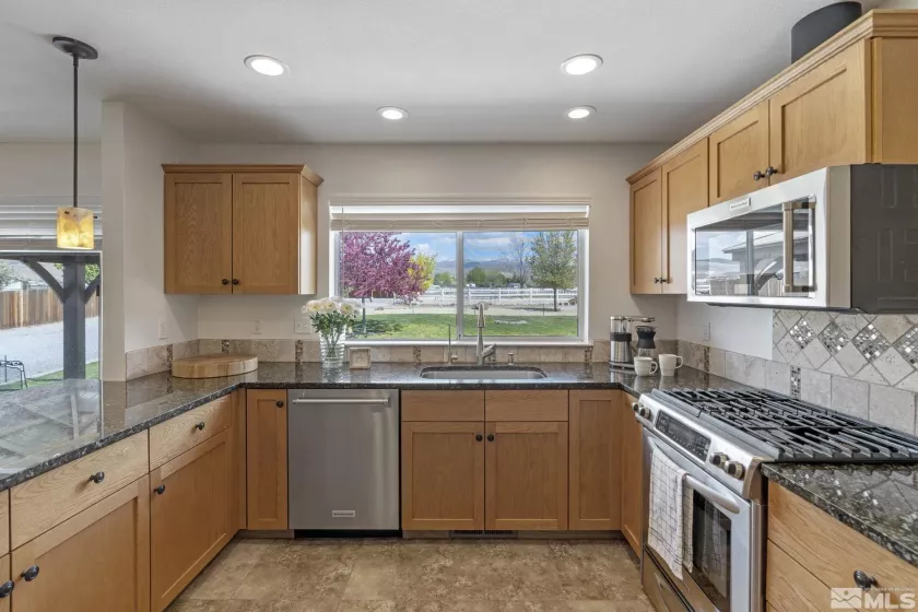 30 Moonbeam Ct, Sparks, Nevada 89441, 3 Bedrooms Bedrooms, ,2 BathroomsBathrooms,Residential,For Sale,Moonbeam Ct,250005731