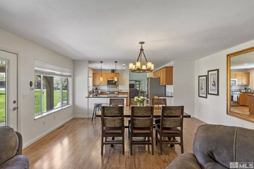 30 Moonbeam Ct, Sparks, Nevada 89441, 3 Bedrooms Bedrooms, ,2 BathroomsBathrooms,Residential,For Sale,Moonbeam Ct,250005731
