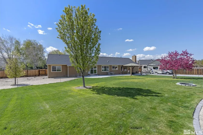 30 Moonbeam Ct, Sparks, Nevada 89441, 3 Bedrooms Bedrooms, ,2 BathroomsBathrooms,Residential,For Sale,Moonbeam Ct,250005731