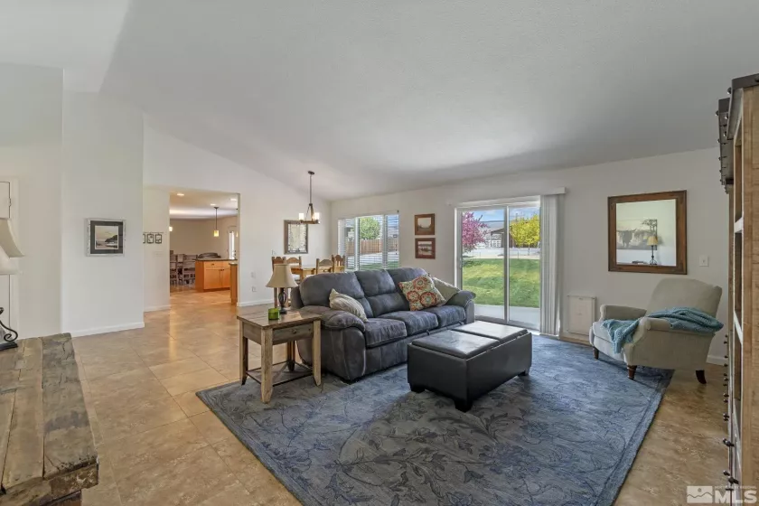 30 Moonbeam Ct, Sparks, Nevada 89441, 3 Bedrooms Bedrooms, ,2 BathroomsBathrooms,Residential,For Sale,Moonbeam Ct,250005731