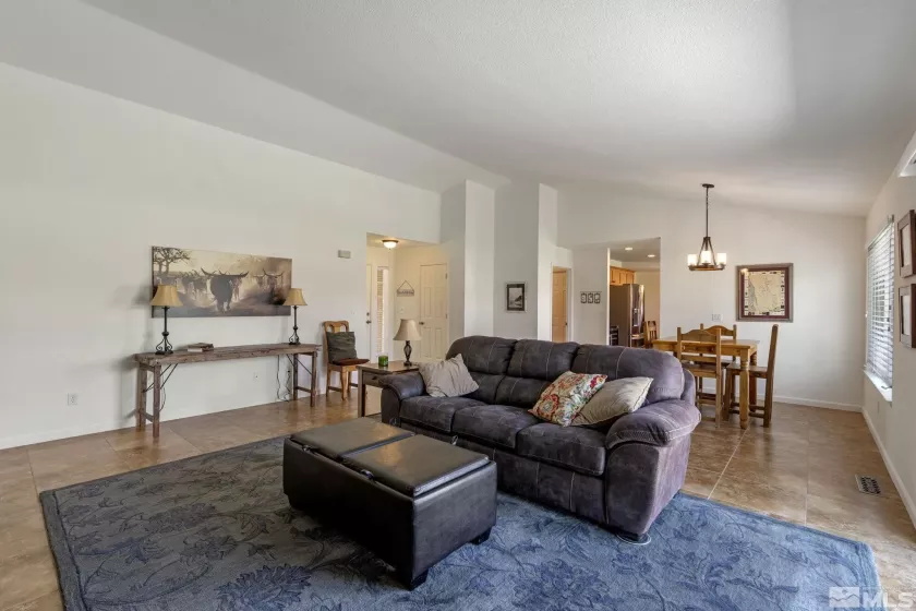 30 Moonbeam Ct, Sparks, Nevada 89441, 3 Bedrooms Bedrooms, ,2 BathroomsBathrooms,Residential,For Sale,Moonbeam Ct,250005731