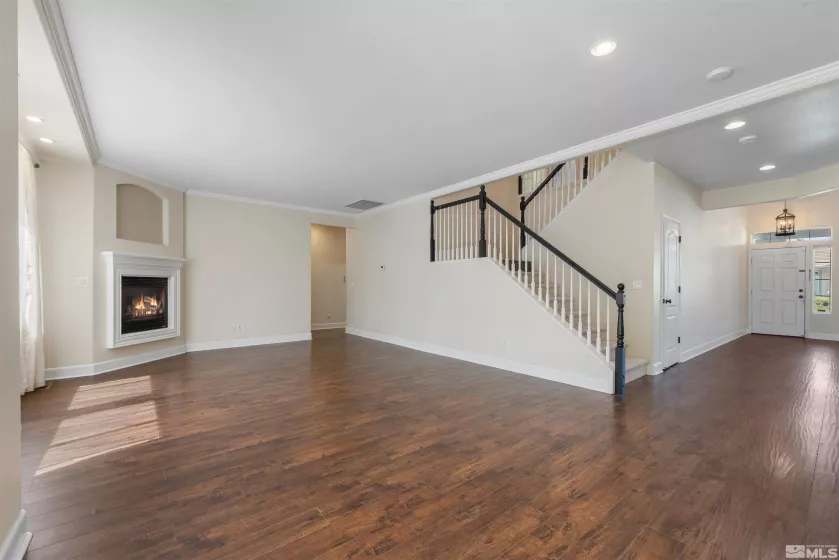 10810 Dancing Aspen Dr, Reno, Nevada 89521, 4 Bedrooms Bedrooms, ,3 BathroomsBathrooms,Residential,For Sale,Dancing Aspen Dr,250005732