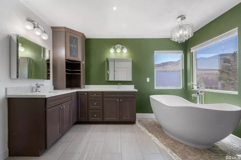 10810 Dancing Aspen Dr, Reno, Nevada 89521, 4 Bedrooms Bedrooms, ,3 BathroomsBathrooms,Residential,For Sale,Dancing Aspen Dr,250005732
