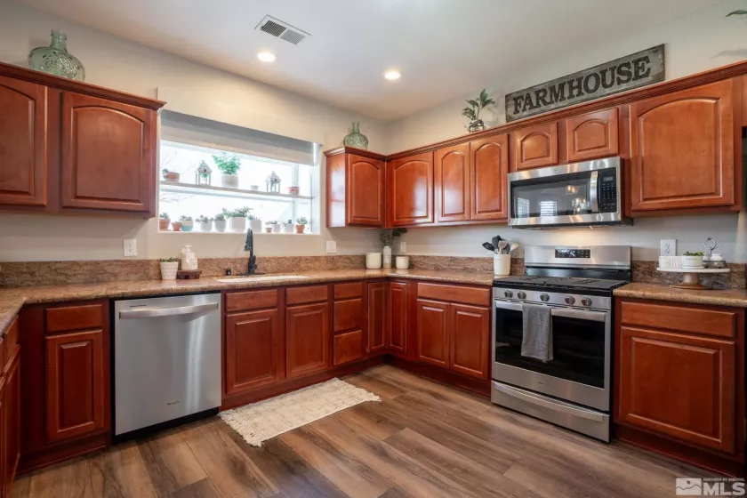 1377 Stodick Ln, Gardnerville, Nevada 89410, 3 Bedrooms Bedrooms, ,2 BathroomsBathrooms,Residential,For Sale,Stodick Ln,250005733