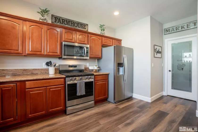 1377 Stodick Ln, Gardnerville, Nevada 89410, 3 Bedrooms Bedrooms, ,2 BathroomsBathrooms,Residential,For Sale,Stodick Ln,250005733