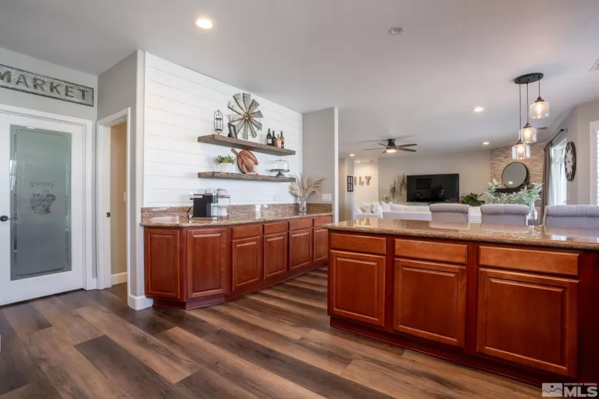 1377 Stodick Ln, Gardnerville, Nevada 89410, 3 Bedrooms Bedrooms, ,2 BathroomsBathrooms,Residential,For Sale,Stodick Ln,250005733