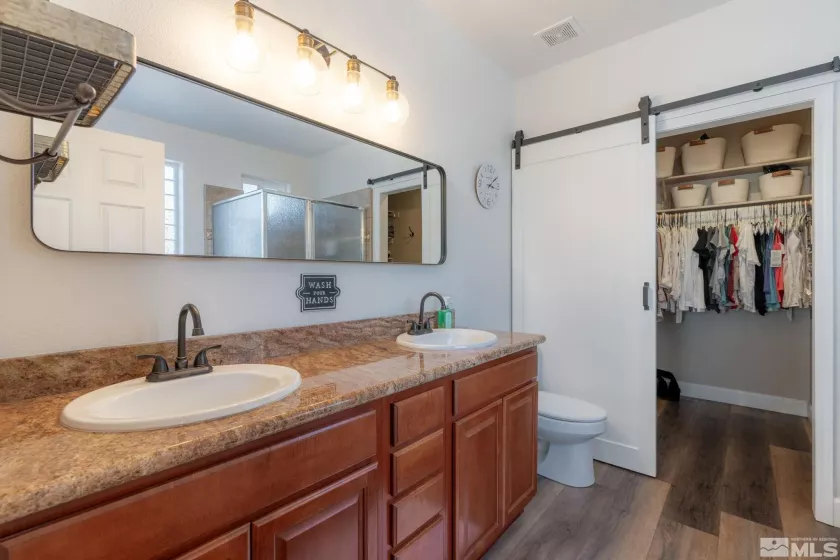 1377 Stodick Ln, Gardnerville, Nevada 89410, 3 Bedrooms Bedrooms, ,2 BathroomsBathrooms,Residential,For Sale,Stodick Ln,250005733