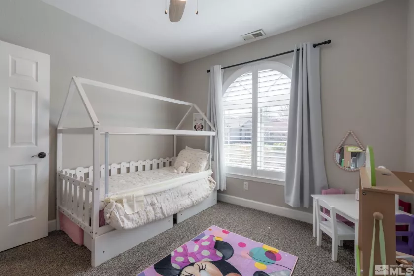 1377 Stodick Ln, Gardnerville, Nevada 89410, 3 Bedrooms Bedrooms, ,2 BathroomsBathrooms,Residential,For Sale,Stodick Ln,250005733