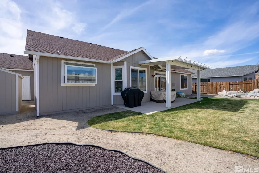 1377 Stodick Ln, Gardnerville, Nevada 89410, 3 Bedrooms Bedrooms, ,2 BathroomsBathrooms,Residential,For Sale,Stodick Ln,250005733