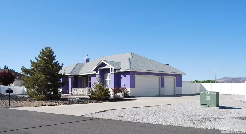 935 Lasso Way, Fernley, Nevada 89408, 3 Bedrooms Bedrooms, ,2 BathroomsBathrooms,Residential,For Sale,Lasso Way,250005818