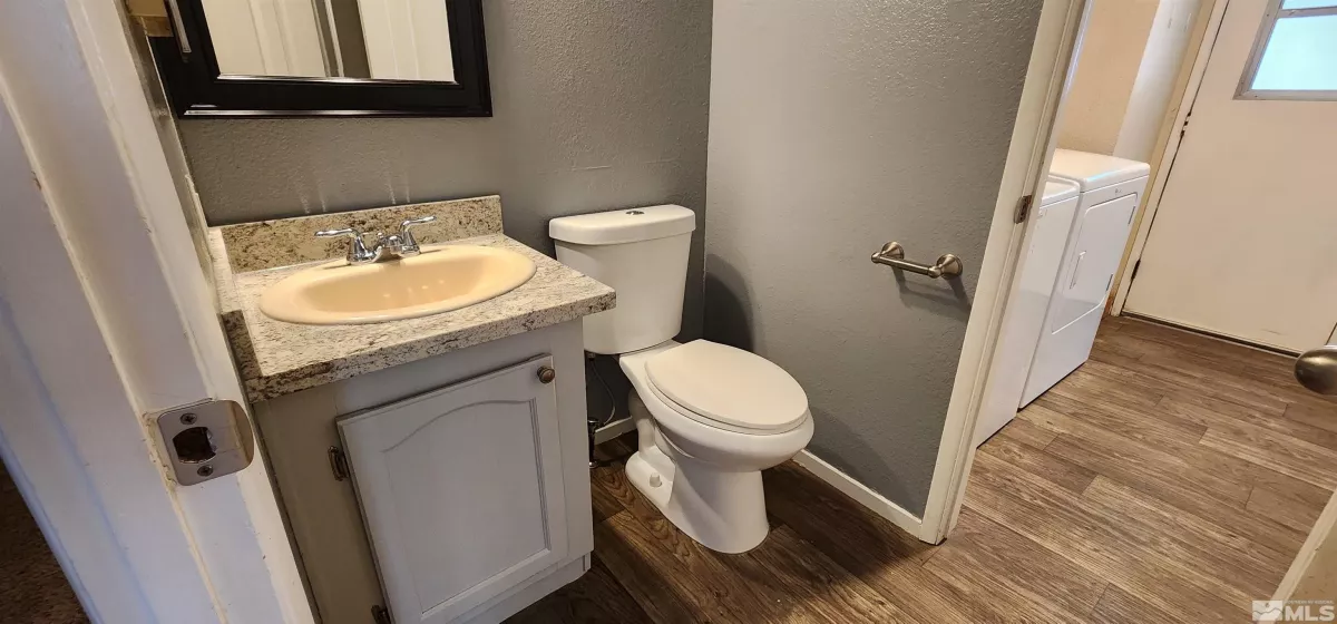 289 Ave De La Demerald, Sparks, Nevada 89434, 3 Bedrooms Bedrooms, ,2 BathroomsBathrooms,Residential,For Sale,Ave De La Demerald,250005817