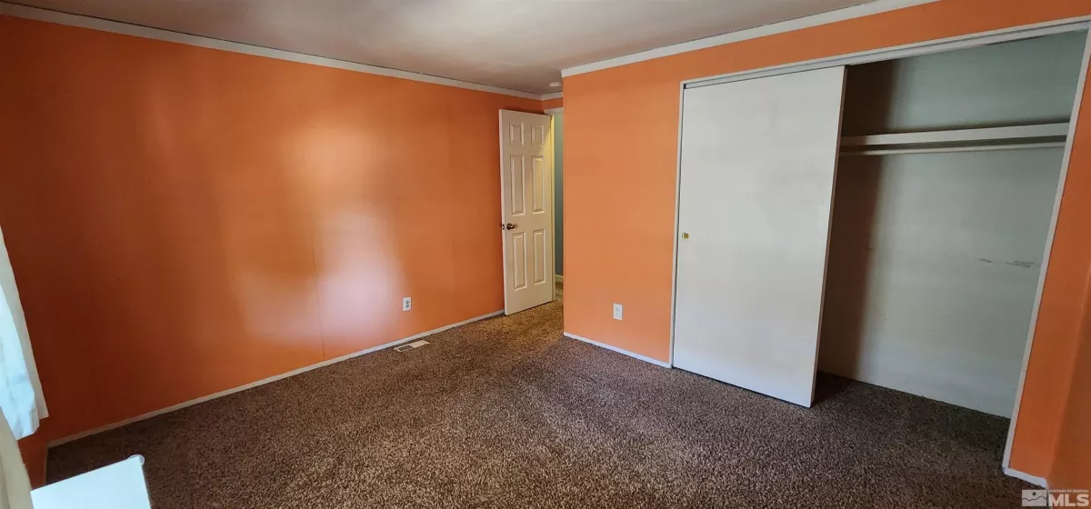 289 Ave De La Demerald, Sparks, Nevada 89434, 3 Bedrooms Bedrooms, ,2 BathroomsBathrooms,Residential,For Sale,Ave De La Demerald,250005817